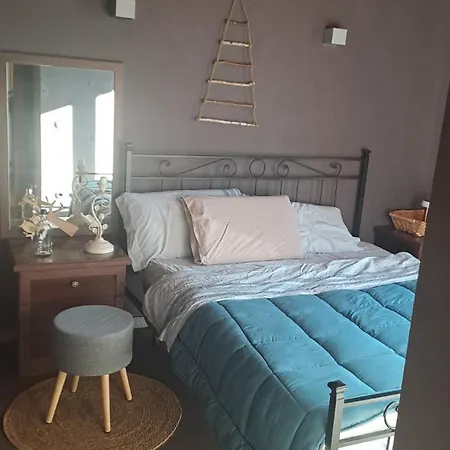 Homestay Ex Fienile Nella Natura - Con Bagno Privato E Spazi Comuni *